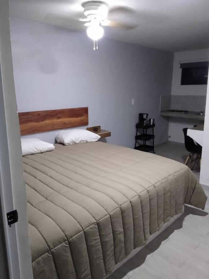 Apartamentos Ambassador ติฮัวนา ภายนอก รูปภาพ