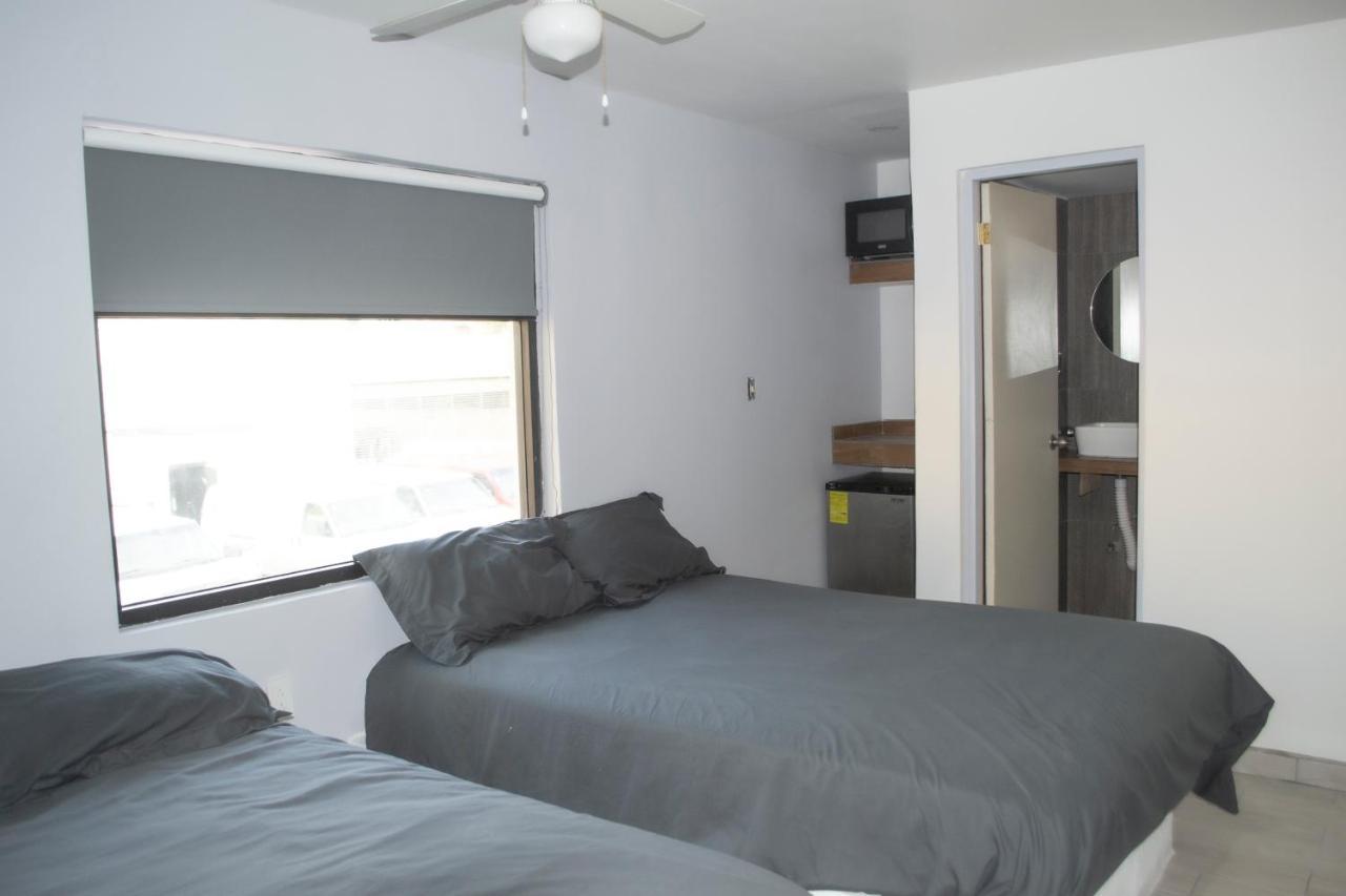Apartamentos Ambassador ติฮัวนา ภายนอก รูปภาพ